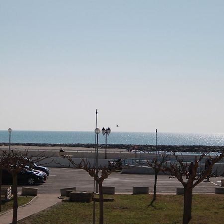 Abrivado Hotel Saintes-Maries-de-la-Mer Exterior photo