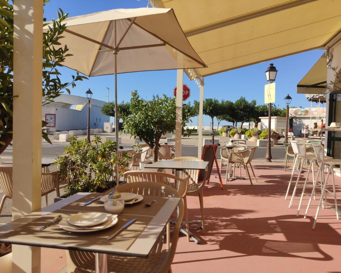 Abrivado Hotel Saintes-Maries-de-la-Mer Exterior photo